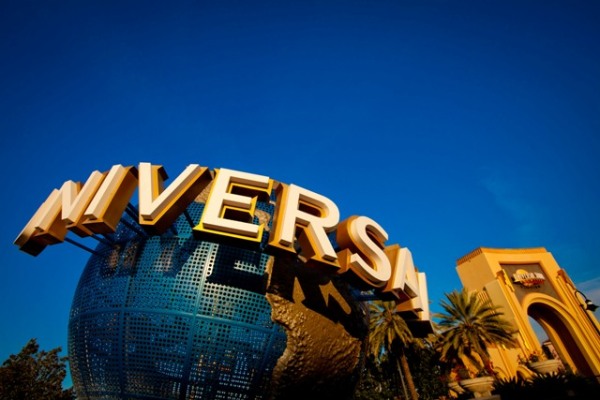 ©2013 Universal Orlando. All Rights Reserved.